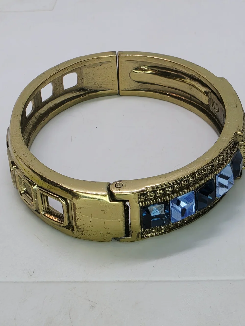 Heidi Daus Lot Of 3 Tantalizing Art Deco Hinged Bangle Bracelet Swarovski Stack